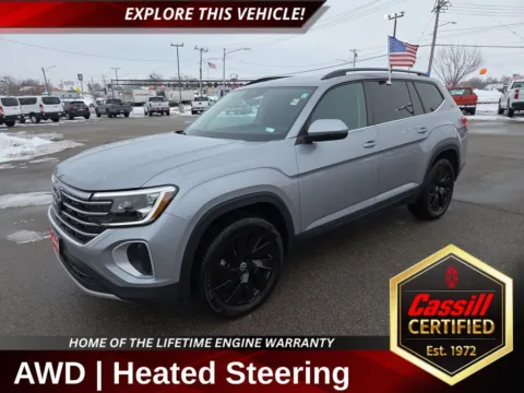 Silver 2024 Volkswagen Atlas 2.0T SE w/Technology for sale in Cedar Rapids, IA