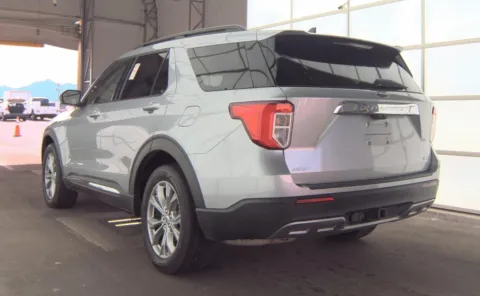 More photos of 2022 Ford Explorer XLT at Cassill Motors, IA