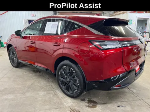 Another view of 2025 Nissan Murano Platinum for sale in Cedar Rapids, IA at Cassill Motors