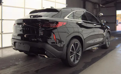 More photos of 2023 INFINITI QX55 LUXE at Cassill Motors, IA