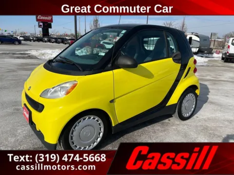 Yellow 2008 smart Fortwo Passion for sale in Cedar Rapids, IA