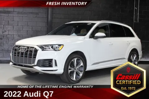 White 2022 Audi Q7 55 Premium Plus for sale in Cedar Rapids, IA