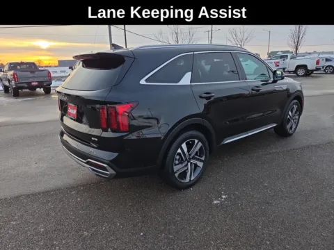 More photos of 2023 Kia Sorento Hybrid EX at Cassill Motors, IA