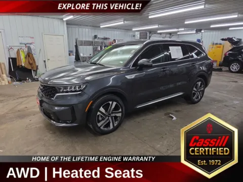 Gray 2023 Kia Sorento Hybrid EX for sale in Cedar Rapids, IA