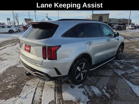 More photos of 2022 Kia Sorento S at Cassill Motors, IA