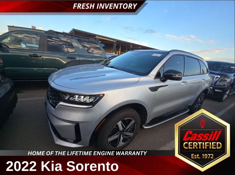 2022 Kia Sorento S's photo