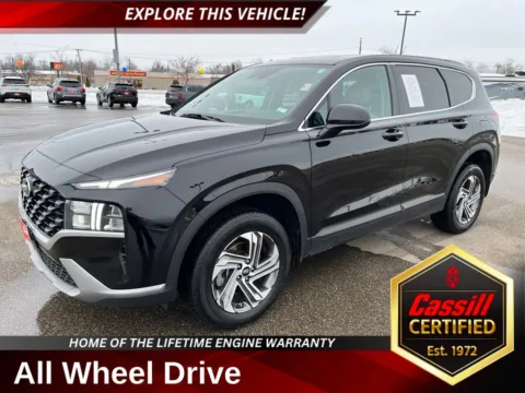 Black 2023 Hyundai Santa Fe SE for sale in Cedar Rapids, IA