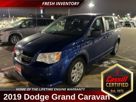 Blue 2019 Dodge Grand Caravan SE for sale in Cedar Rapids, IA
