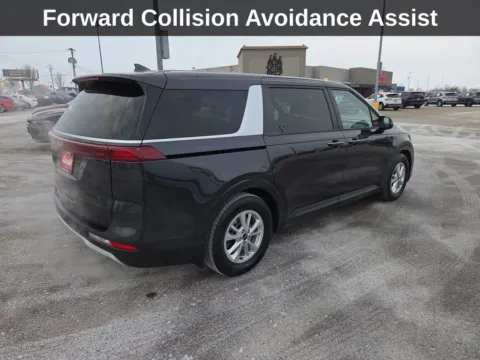 More photos of 2024 Kia Carnival LX Seat Package at Cassill Motors, IA
