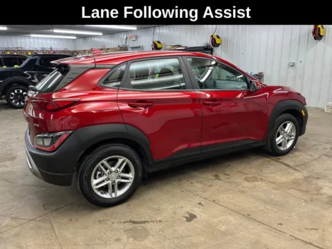 More photos of 2023 Hyundai Kona SE at Cassill Motors, IA