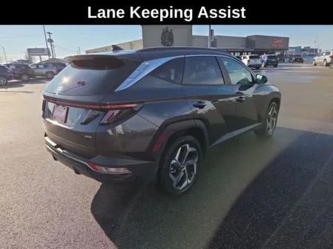 More photos of 2022 Hyundai Tucson SEL at Cassill Motors, IA