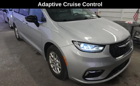 Another view of 2024 Chrysler Pacifica Touring L for sale in Cedar Rapids, IA at Cassill Motors