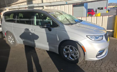 More photos of 2024 Chrysler Pacifica Limited at Cassill Motors, IA
