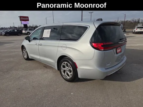 Another view of 2024 Chrysler Pacifica Limited for sale in Cedar Rapids, IA at Cassill Motors