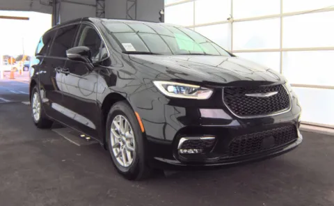 Photos of 2024 Chrysler Pacifica Touring L for sale in Cedar Rapids, IA at Cassill Motors