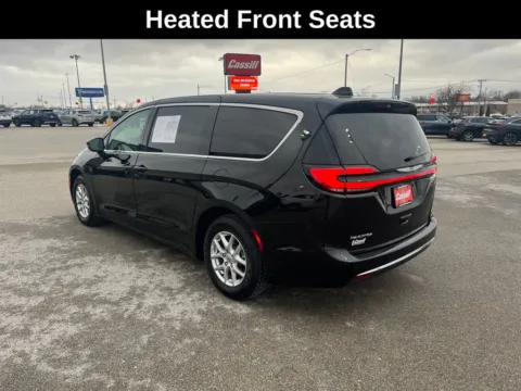 Another view of 2024 Chrysler Pacifica Touring L for sale in Cedar Rapids, IA at Cassill Motors
