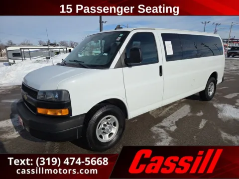 White 2019 Chevrolet Express 3500 LS for sale in Cedar Rapids, IA