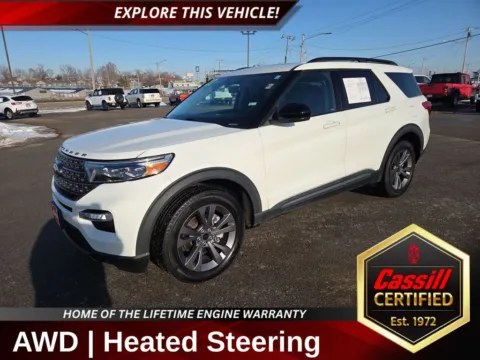 White 2022 Ford Explorer XLT for sale in Cedar Rapids, IA
