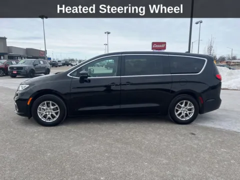 Photos of 2025 Chrysler Pacifica Select for sale in Cedar Rapids, IA at Cassill Motors