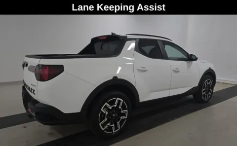 More photos of 2025 Hyundai Santa Cruz Limited at Cassill Motors, IA