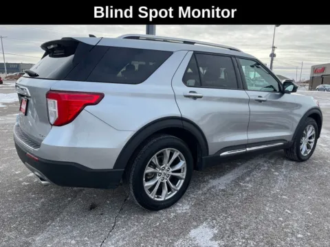 More photos of 2024 Ford Explorer Limited at Cassill Motors, IA