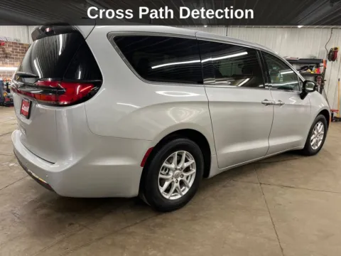 More photos of 2024 Chrysler Pacifica Touring L at Cassill Motors, IA
