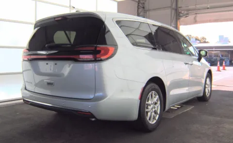 More photos of 2024 Chrysler Pacifica Touring L at Cassill Motors, IA