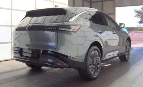 More photos of 2025 Nissan Murano Platinum at Cassill Motors, IA