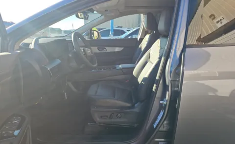 More photos of 2025 Nissan Murano Platinum at Cassill Motors, IA