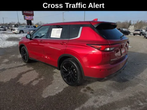 Another view of 2023 Mitsubishi Outlander SE for sale in Cedar Rapids, IA at Cassill Motors