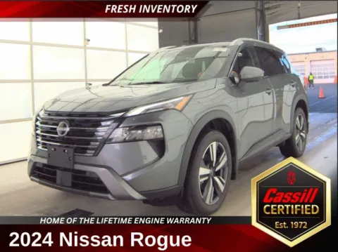 Gray 2024 Nissan Rogue SL for sale in Cedar Rapids, IA