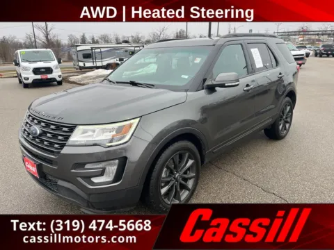 Gray 2017 Ford Explorer XLT for sale in Cedar Rapids, IA