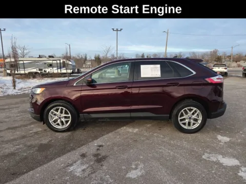 Photos of 2022 Ford Edge SEL for sale in Cedar Rapids, IA at Cassill Motors