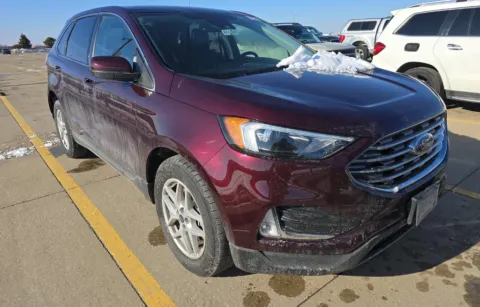 Photos of 2022 Ford Edge SEL for sale in Cedar Rapids, IA at Cassill Motors