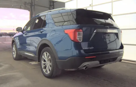 More photos of 2021 Ford Explorer Limited at Cassill Motors, IA