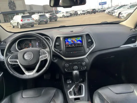 More photos of 2017 Jeep Cherokee Trailhawk at Cassill Motors, IA