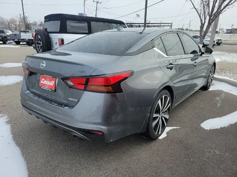 More photos of 2020 Nissan Altima 2.0 SR at Cassill Motors, IA