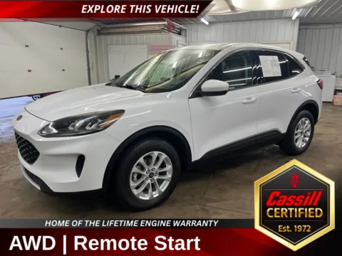 White 2021 Ford Escape SE for sale in Cedar Rapids, IA