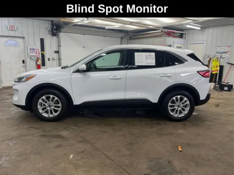 Photos of 2021 Ford Escape SE for sale in Cedar Rapids, IA at Cassill Motors