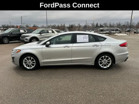 Photos of 2019 Ford Fusion Hybrid SE for sale in Cedar Rapids, IA at Cassill Motors