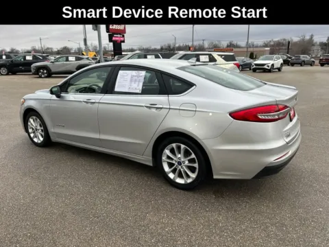 Another view of 2019 Ford Fusion Hybrid SE for sale in Cedar Rapids, IA at Cassill Motors