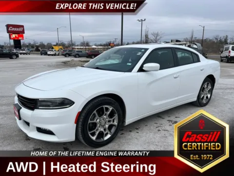 White 2016 Dodge Charger SXT for sale in Cedar Rapids, IA