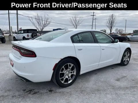More photos of 2016 Dodge Charger SXT at Cassill Motors, IA