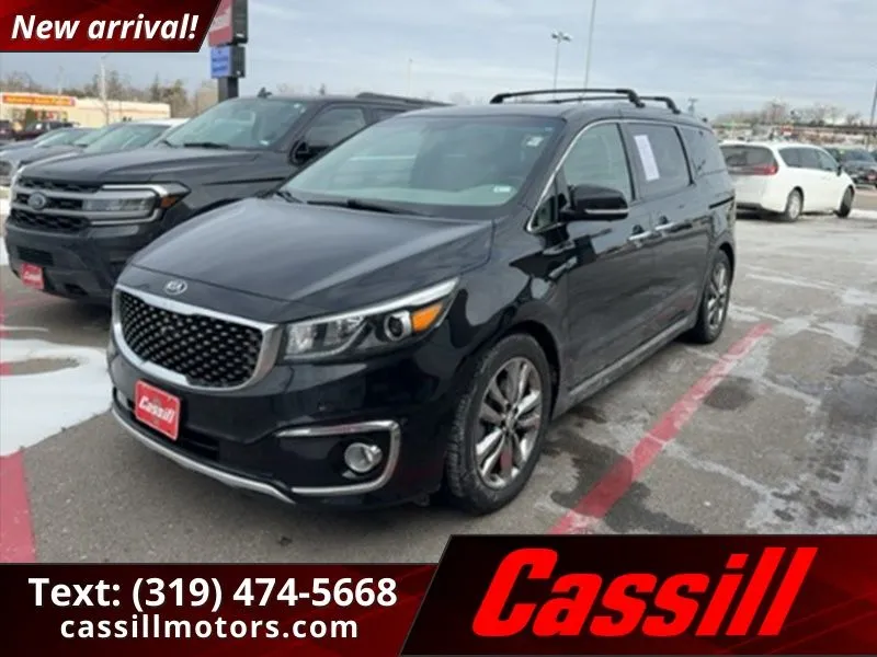 Black 2018 Kia Sedona SX Limited for sale in Cedar Rapids, IA