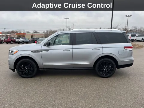 Photos of 2022 Lincoln Navigator Reserve for sale in Cedar Rapids, IA at Cassill Motors