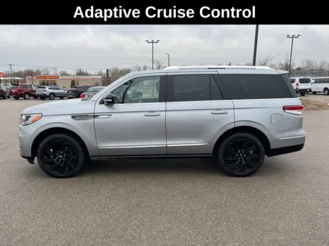 Photos of 2022 Lincoln Navigator Reserve for sale in Cedar Rapids, IA at Cassill Motors