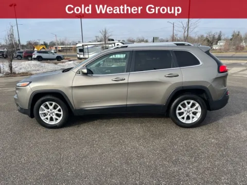 Photos of 2016 Jeep Cherokee Latitude for sale in Cedar Rapids, IA at Cassill Motors