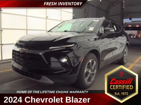 Gray 2024 Chevrolet Blazer LT for sale in Cedar Rapids, IA