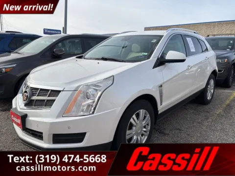 White 2010 Cadillac SRX Luxury for sale in Cedar Rapids, IA