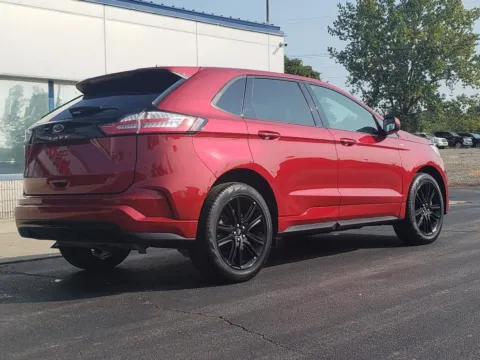 More photos of 2024 Ford Edge ST Line at Cassill Motors, IA